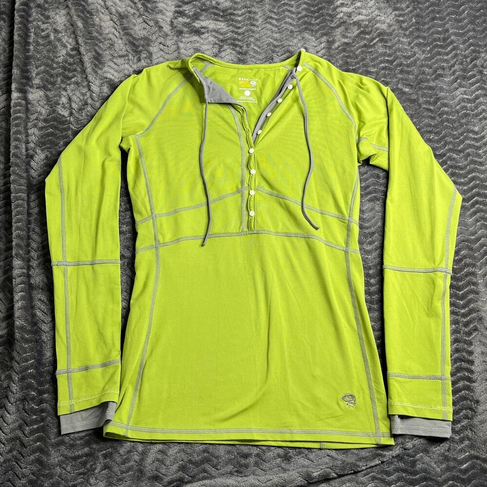 Mountain hardware green long sleeve size Medium